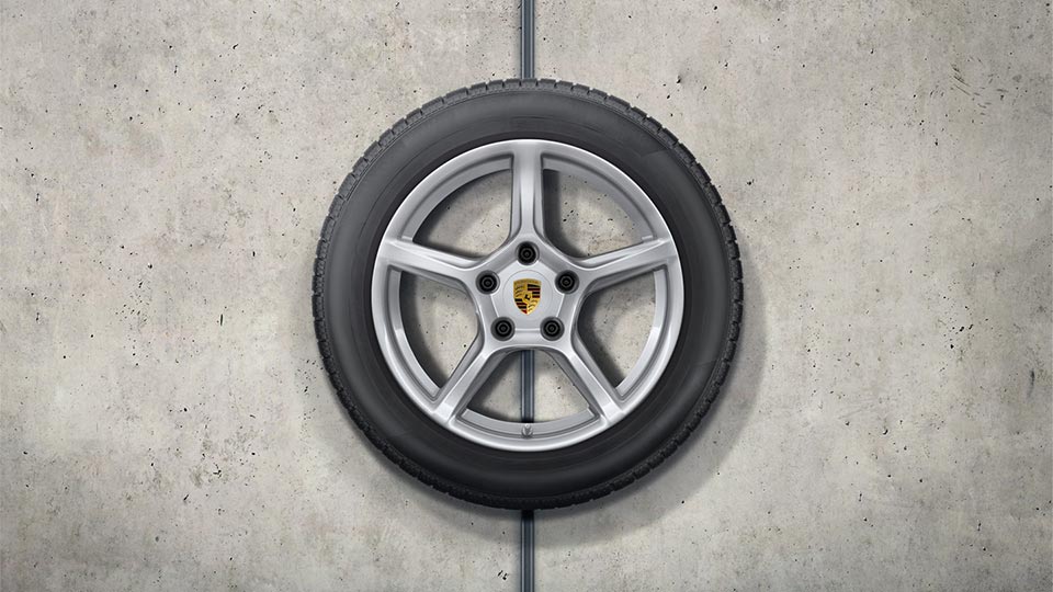 18-inch Boxster winter wheel-and-tyre set