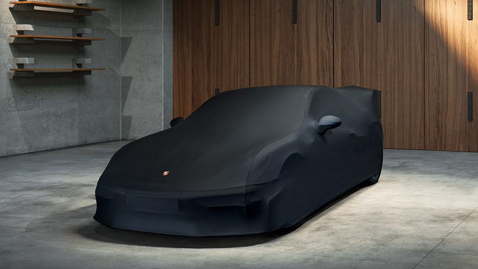 Outdoor car cover plus (in black)