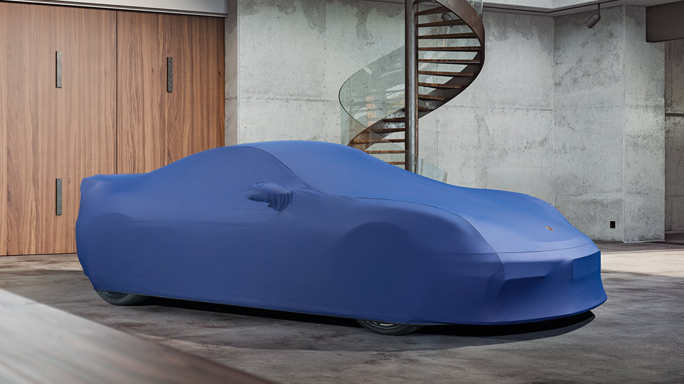 Outdoor car cover plus (in black)