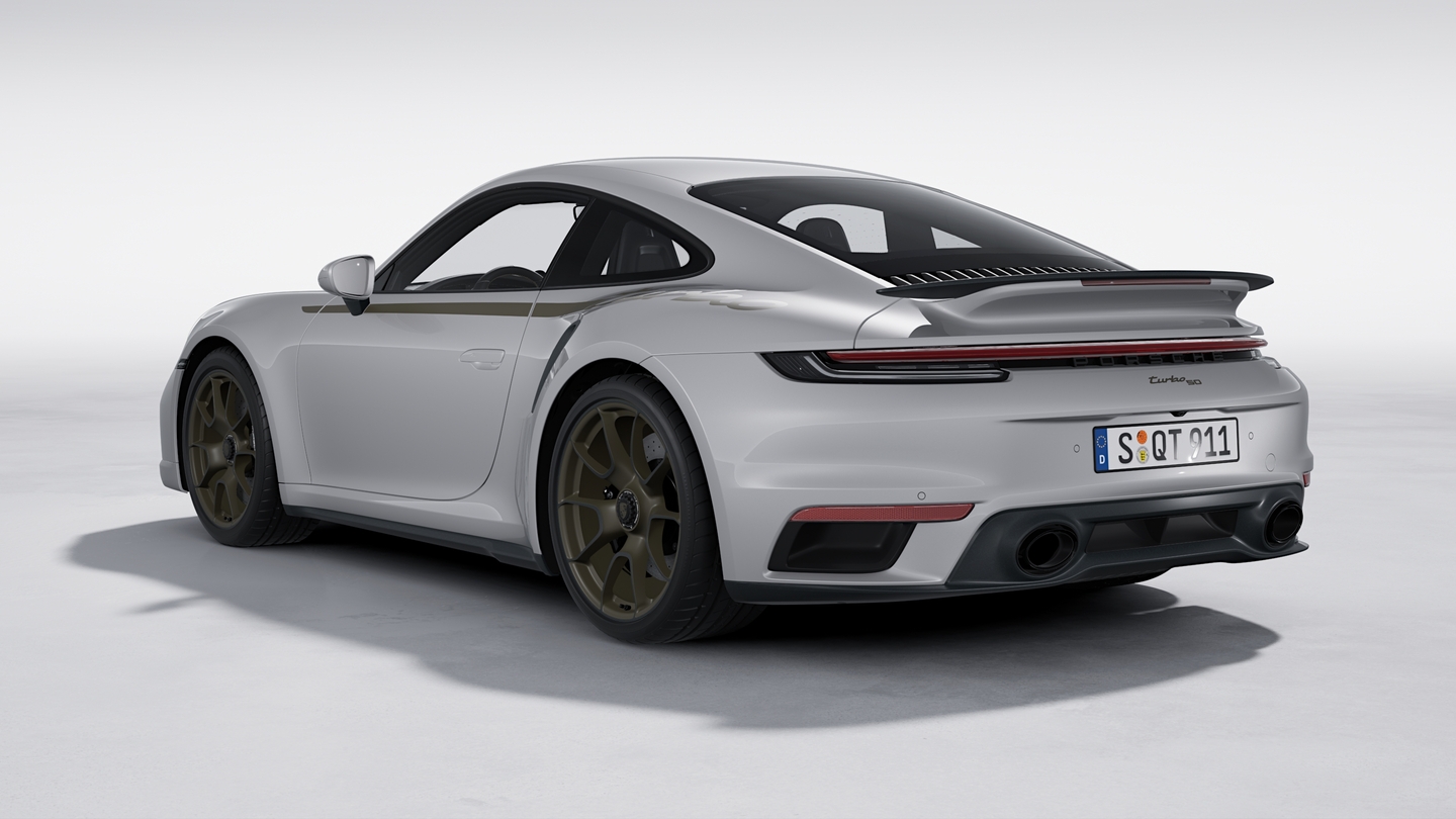 Sports exhaust system (tailpipes in Black)