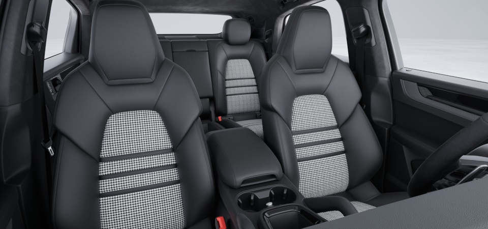 Partial leather interior in black with seat centres in fabric only i.c.w. Lightweight Sport package