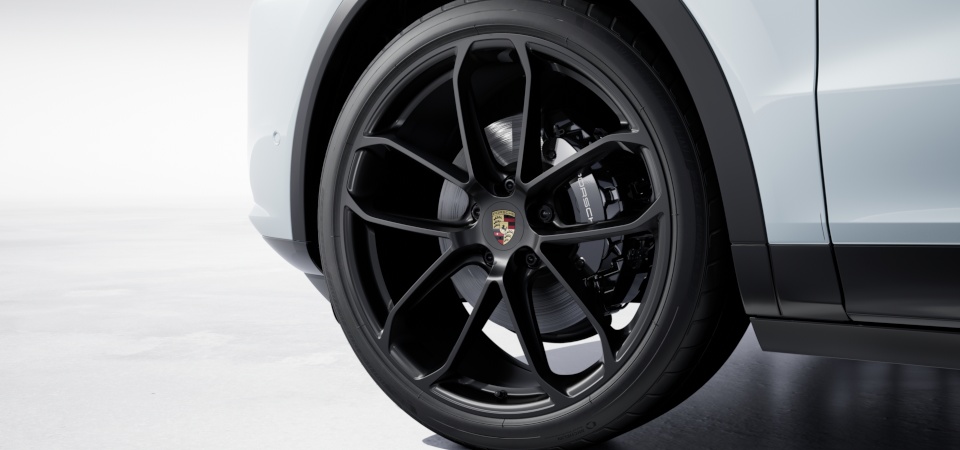 22-inch GT Design wheel painted in Black (silk gloss)