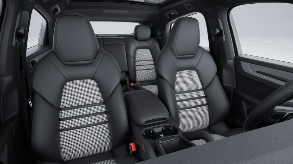 Partial leather interior in black with seat centres in fabric only i.c.w. Lightweight Sport package