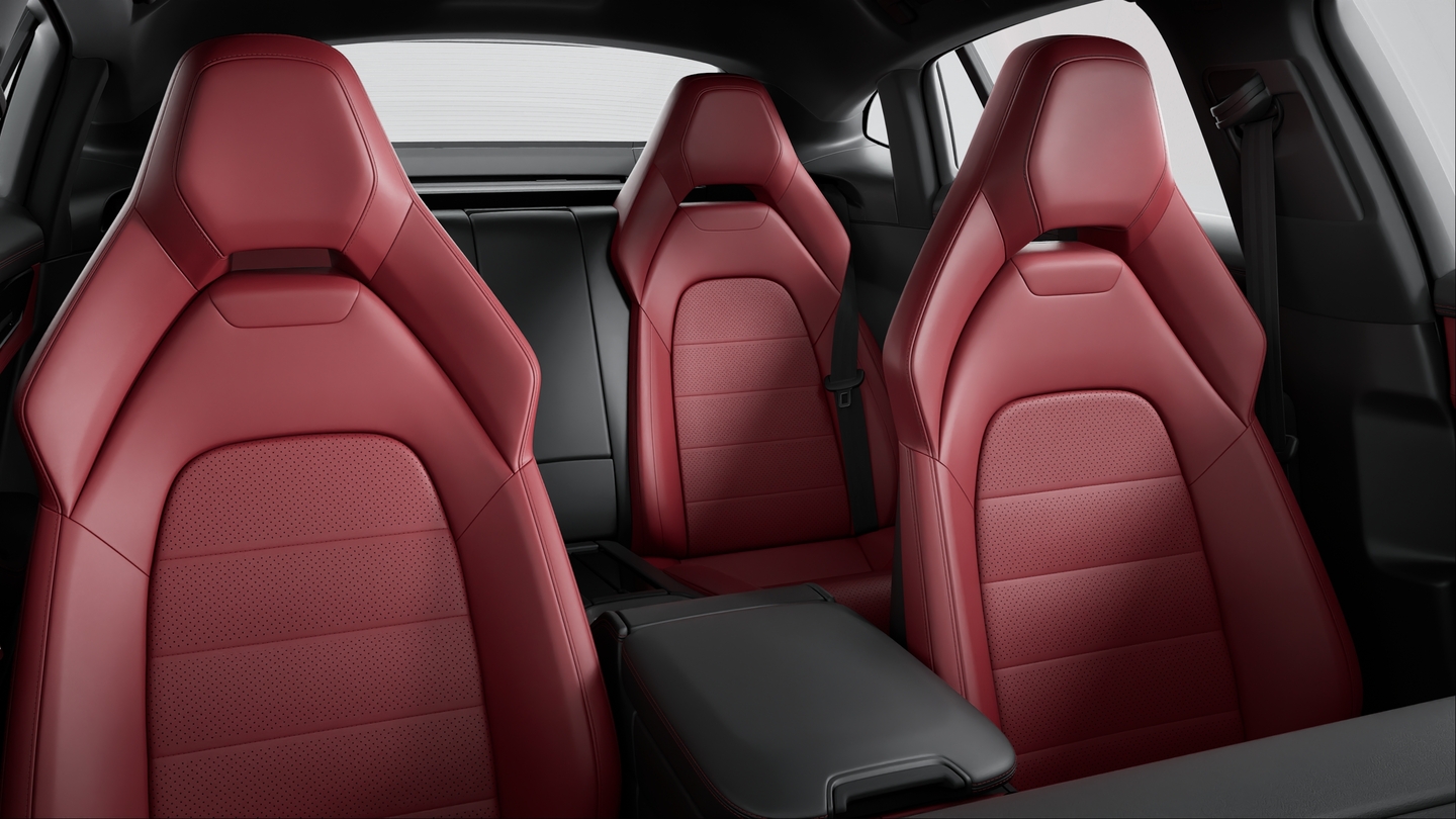 Two-tone leather interior in Black and Bordeaux Red, smooth-finish leather