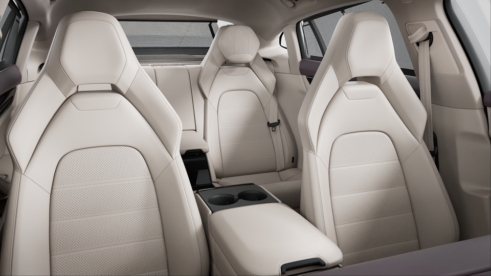 Two-tone leather interior in Bramble and Chalk Beige, smooth-finish leather