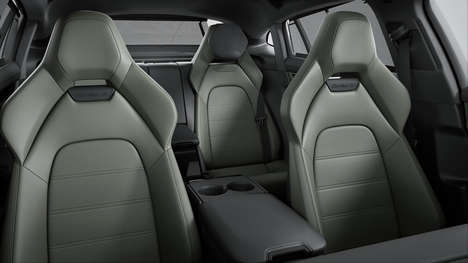 Two-tone leather interior in Black and Night Green, smooth-finish leather