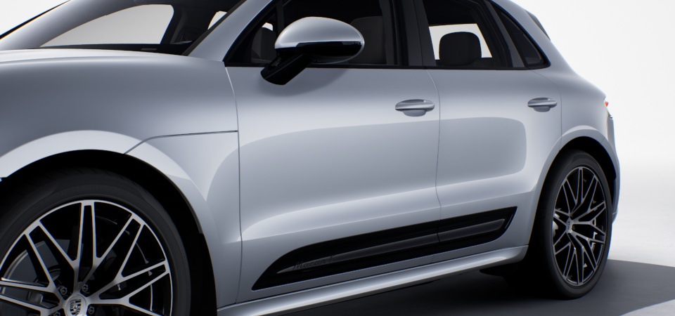 Exterior Package in Exterior Color and High Gloss Black