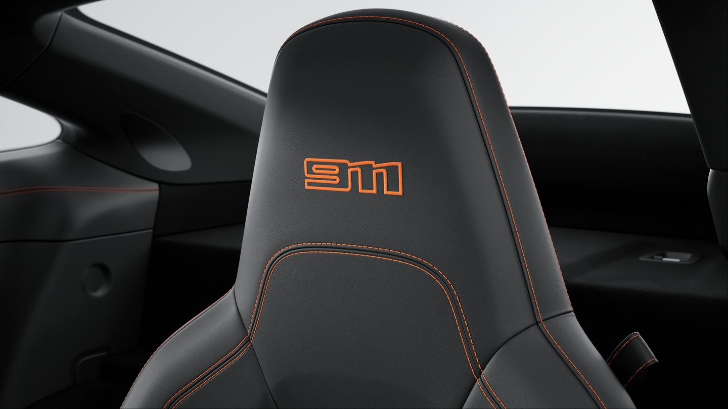 Interior Trim Package with decorative Stitching in contrasting Colour