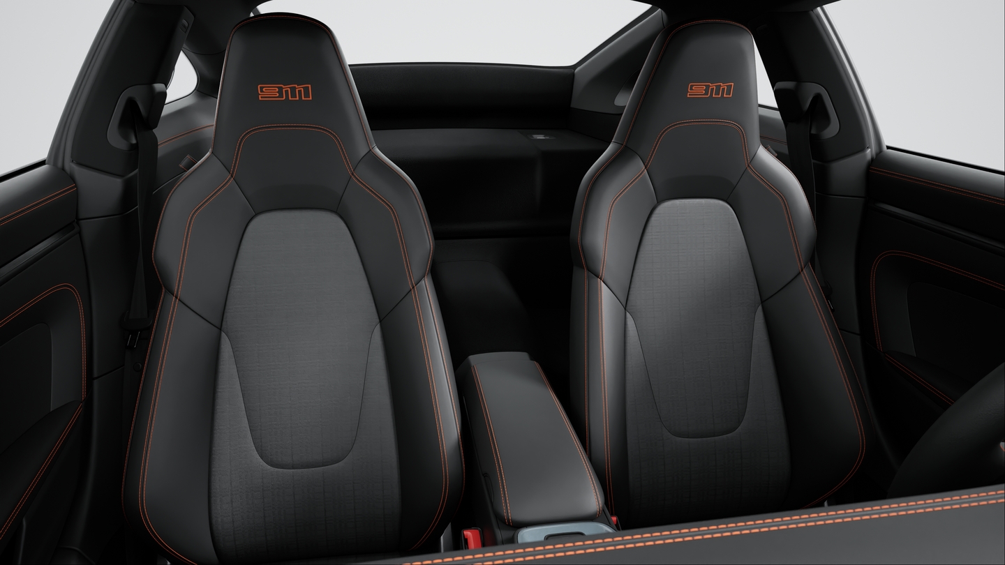 Interior Trim Package with decorative Stitching in contrasting Colour