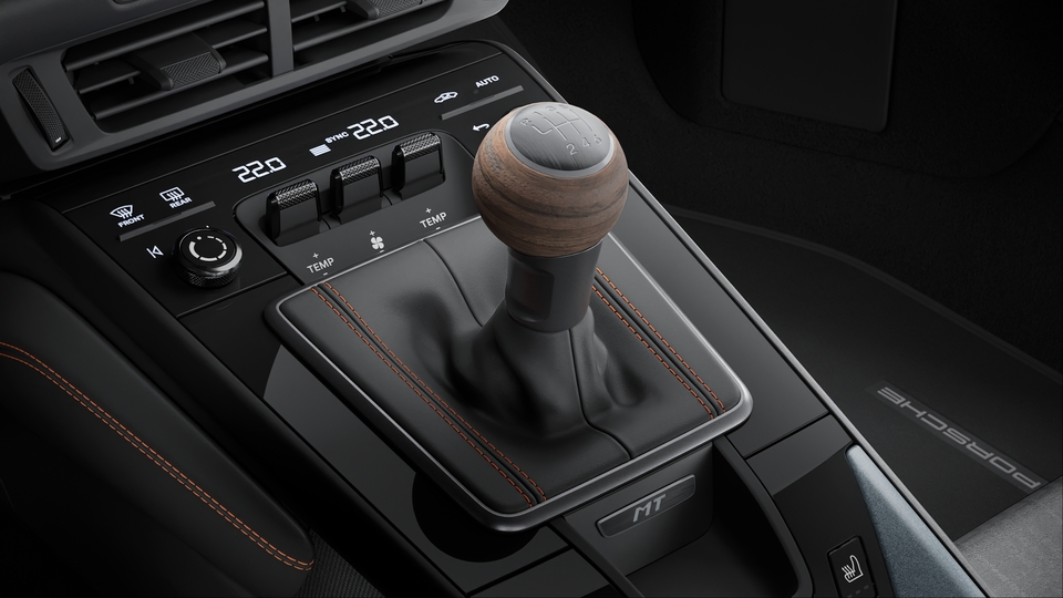 Interior Trim Package with decorative Stitching in contrasting Colour
