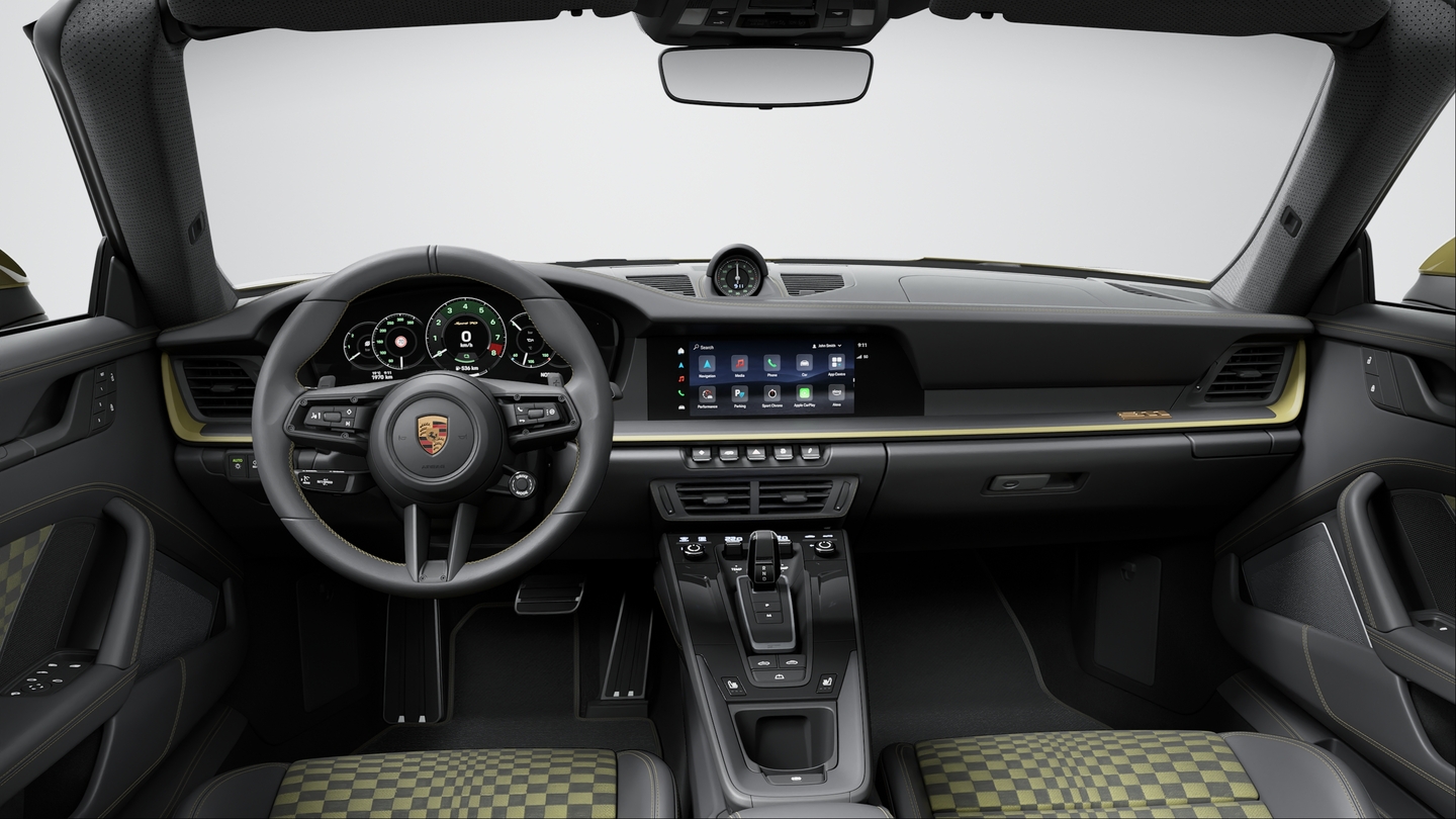 Burmester® 高端环绕声音响系统
