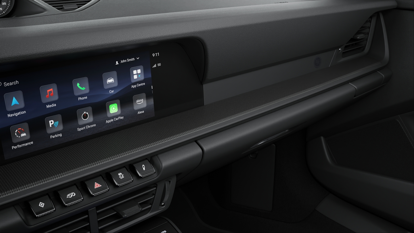 Carbon matt Interior Package with accent in Black