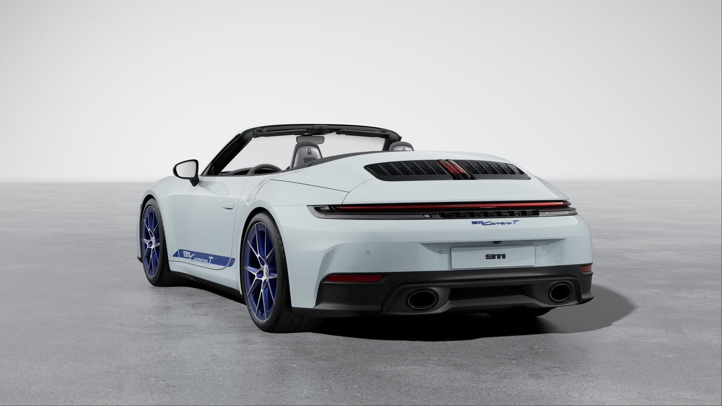 Carrera T exterior package with contrasting colour in Gentian Blue