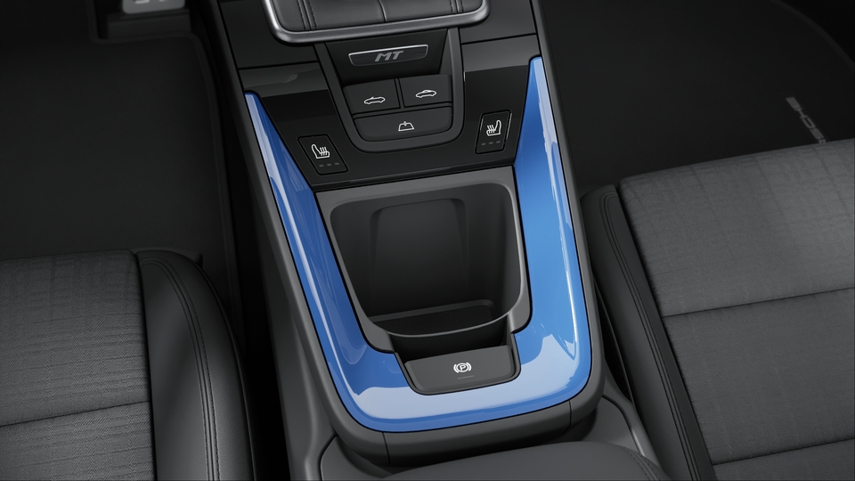 Interior Package painted in Exterior Colour with accent in Black