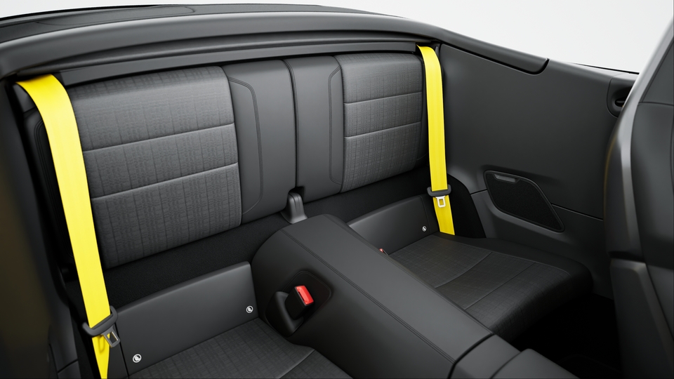 Seat Belts racing yellow