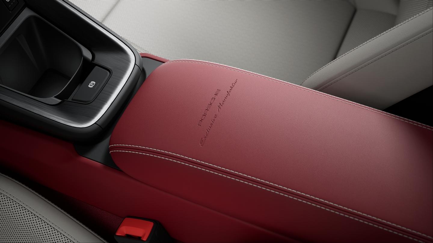 Exclusive Manufaktur 真皮内饰