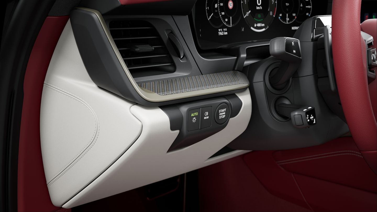 Exclusive Manufaktur 真皮内饰