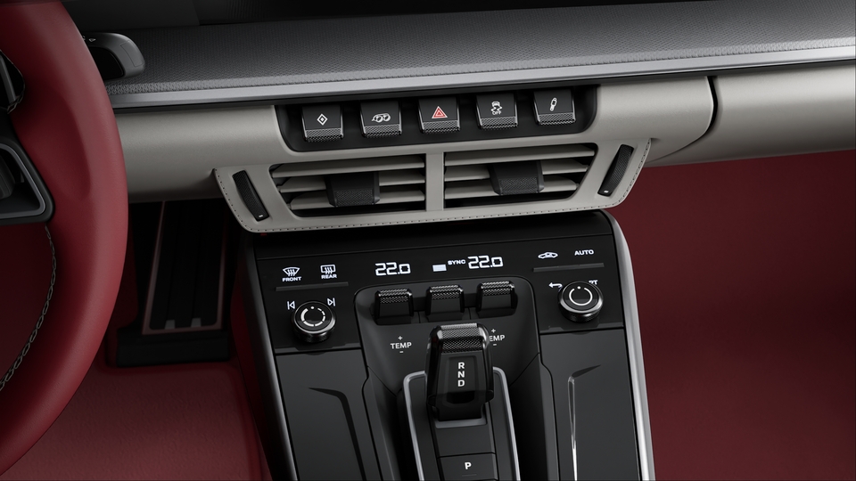 Extended Exclusive Manufaktur Leather Interior Package