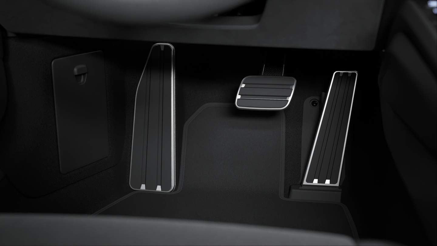 Sport Style Pedals and Footrest