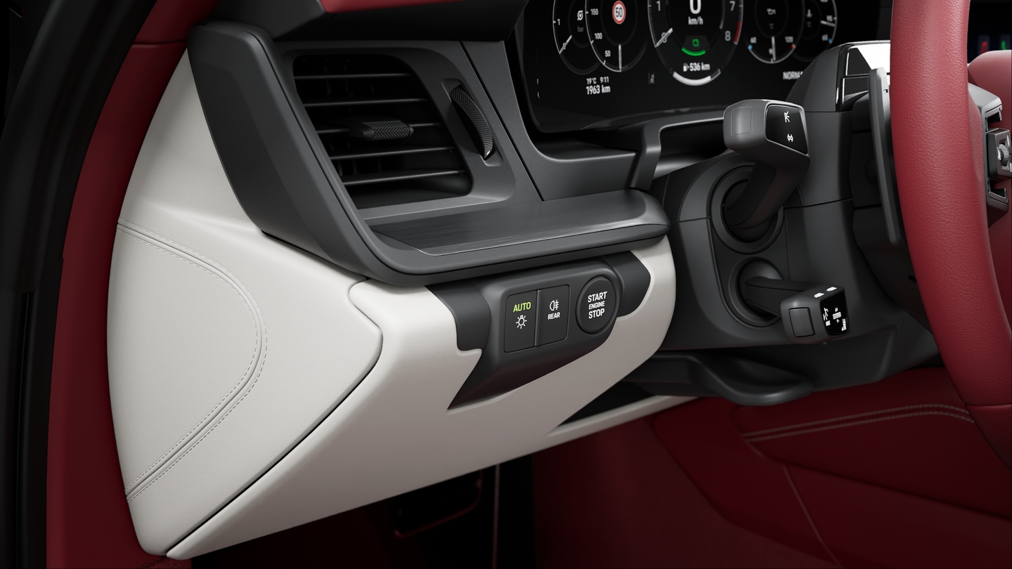 Exclusive Manufaktur 真皮内饰