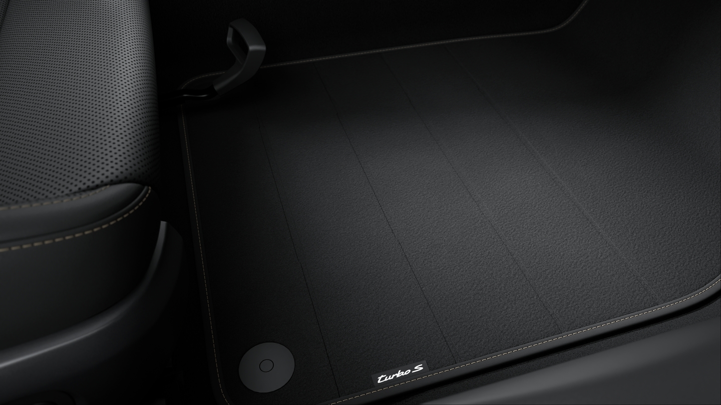 Leather interior Black with Interior Package Turbonite