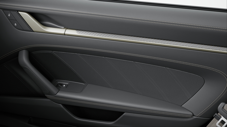 Leather interior Black with Interior Package Turbonite