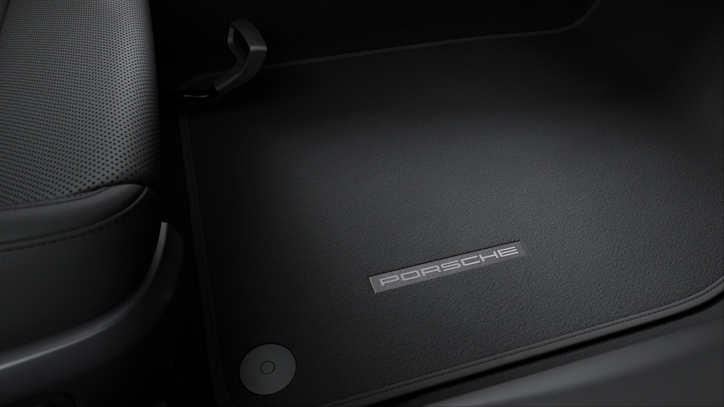 Floor mats front and rear
