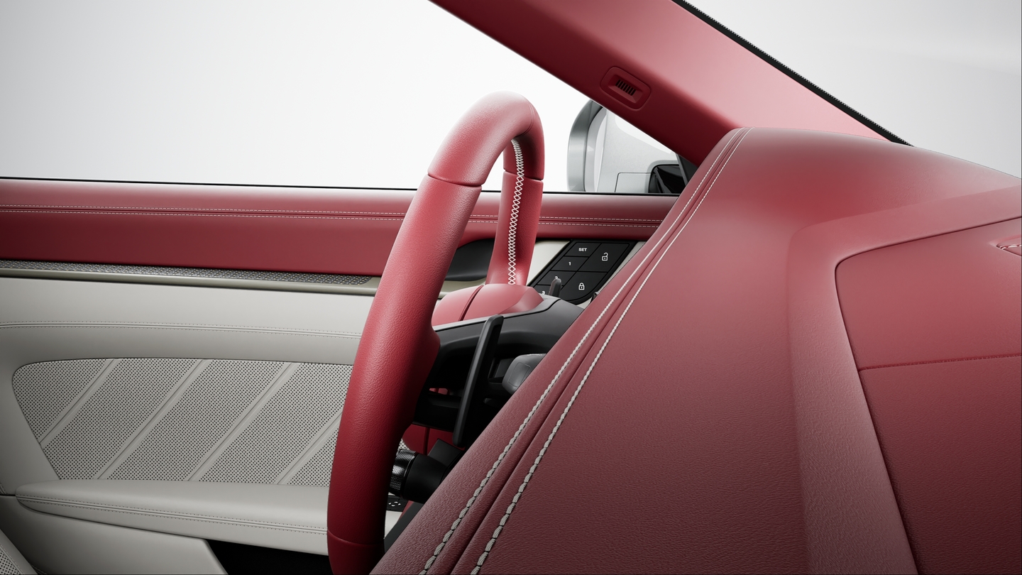 Exclusive Manufaktur 真皮内饰