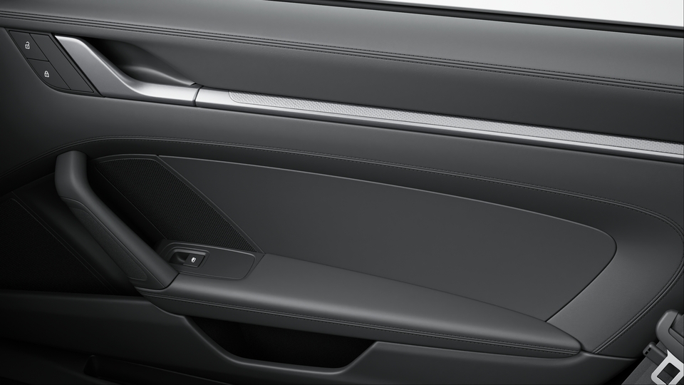 Interior package in Diamar Dark Silver