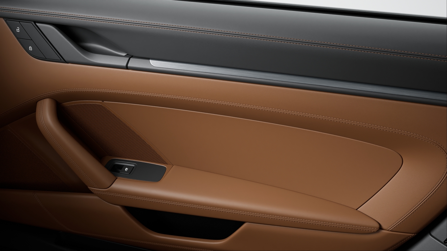 Exclusive Manufaktur 真皮内饰