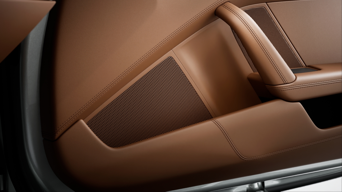 Exclusive Manufaktur 真皮内饰