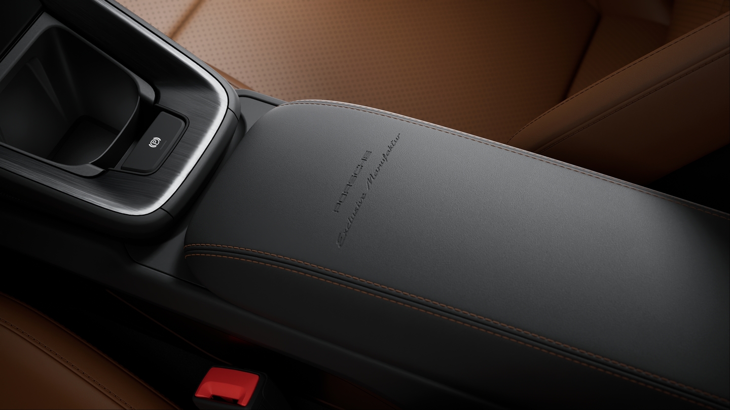 Exclusive Manufaktur 真皮内饰