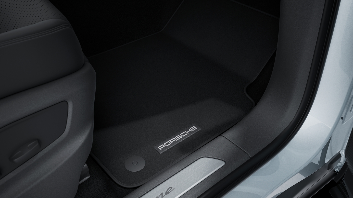 Floor mats front and rear