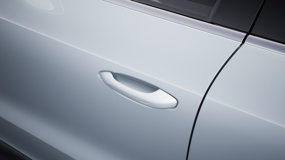 Door handles painted in exterior colour