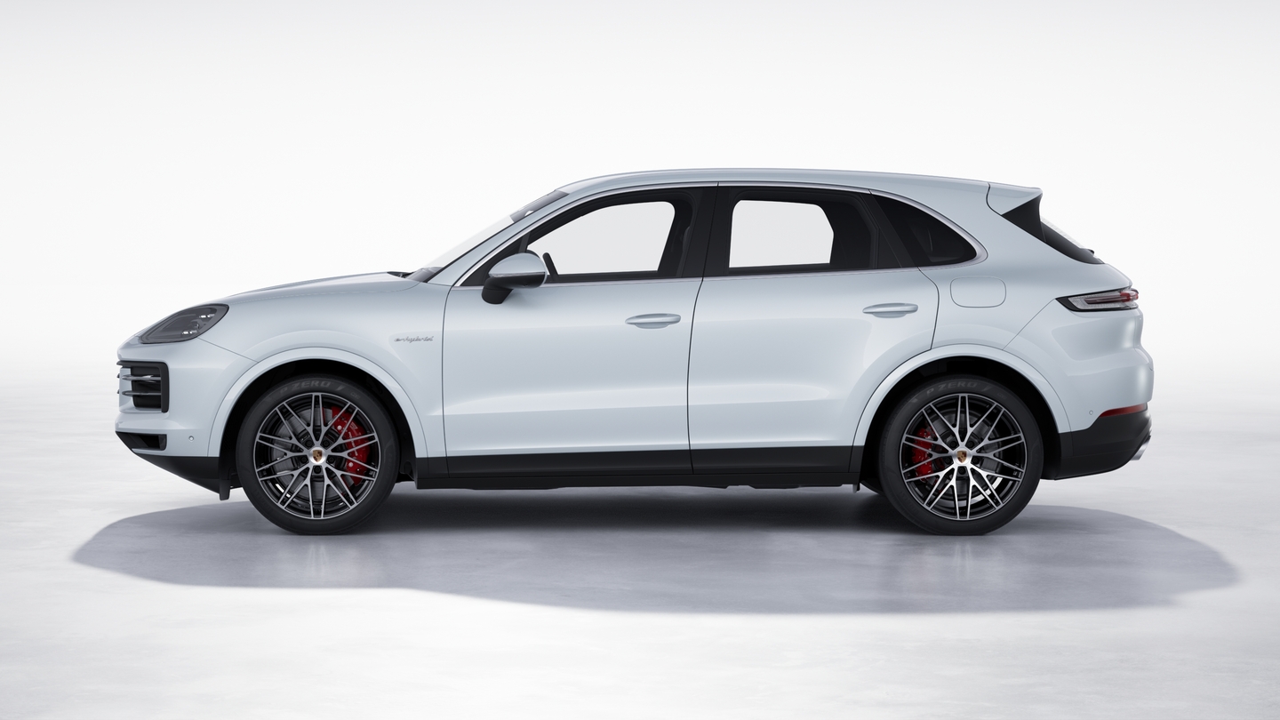 Brake system with brake calipers in Red