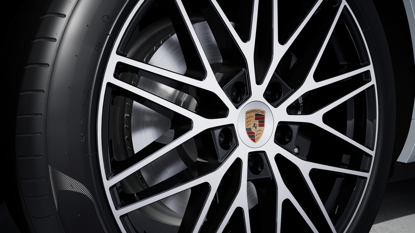 Wheel centre caps with full-colour Porsche crest