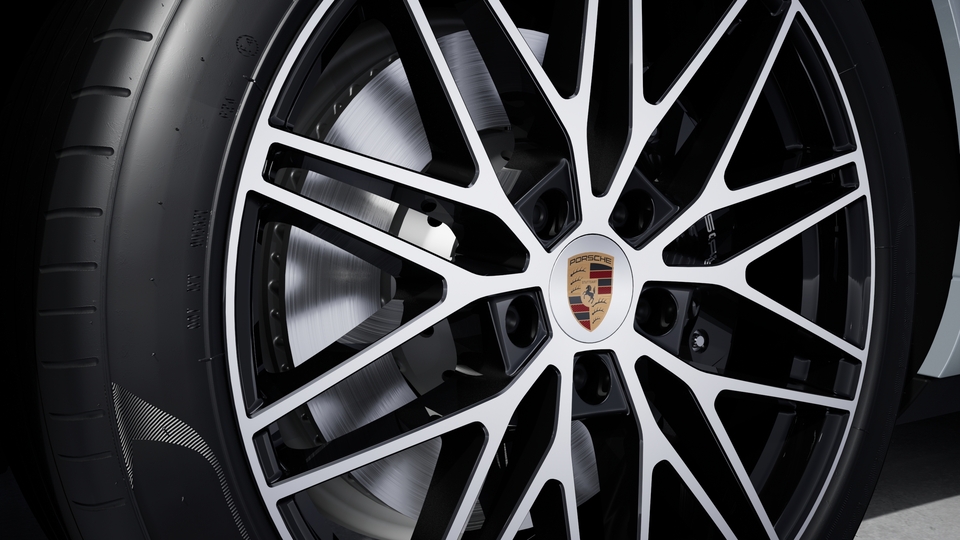 Wheel centre caps with full-colour Porsche crest
