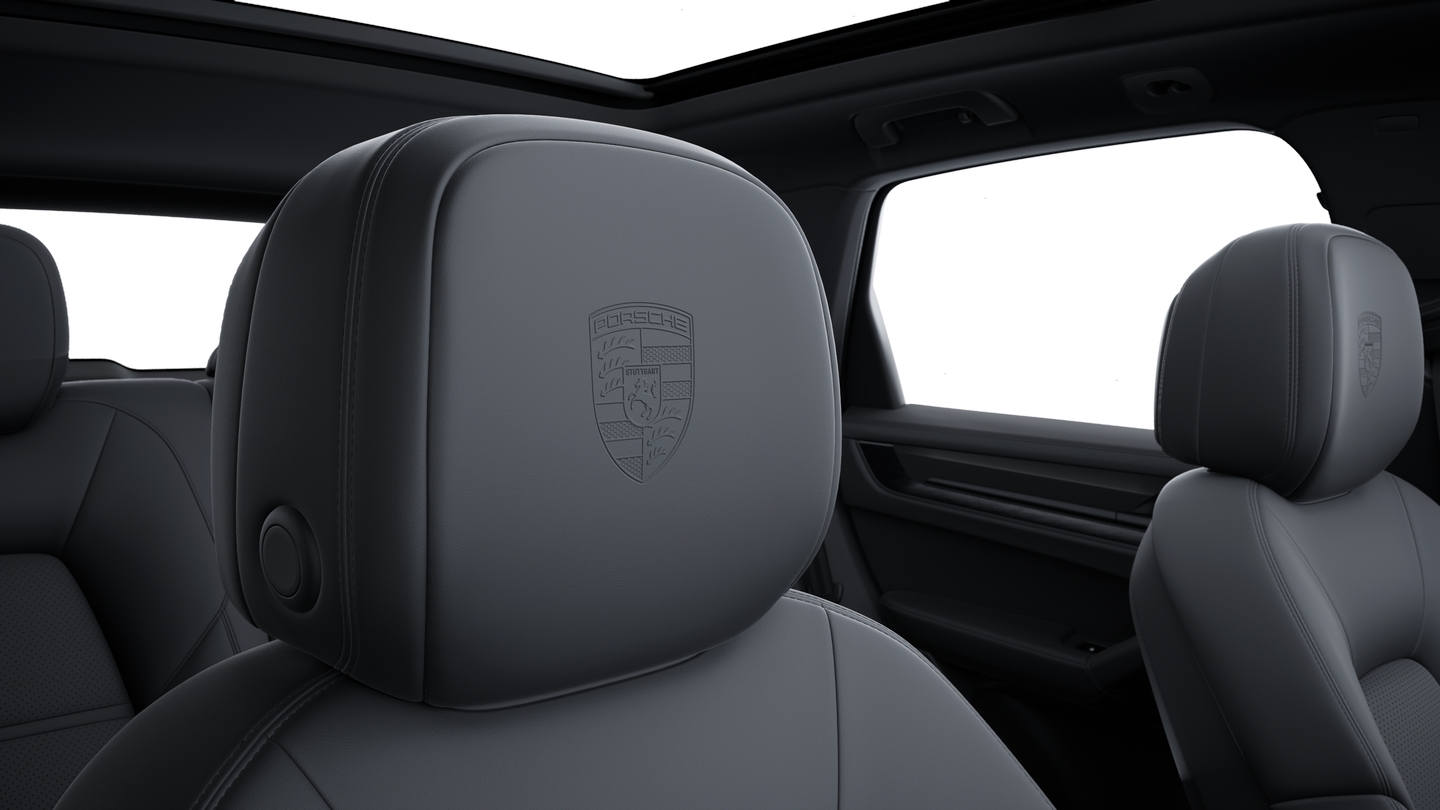 Porsche Crest on headrests front seats