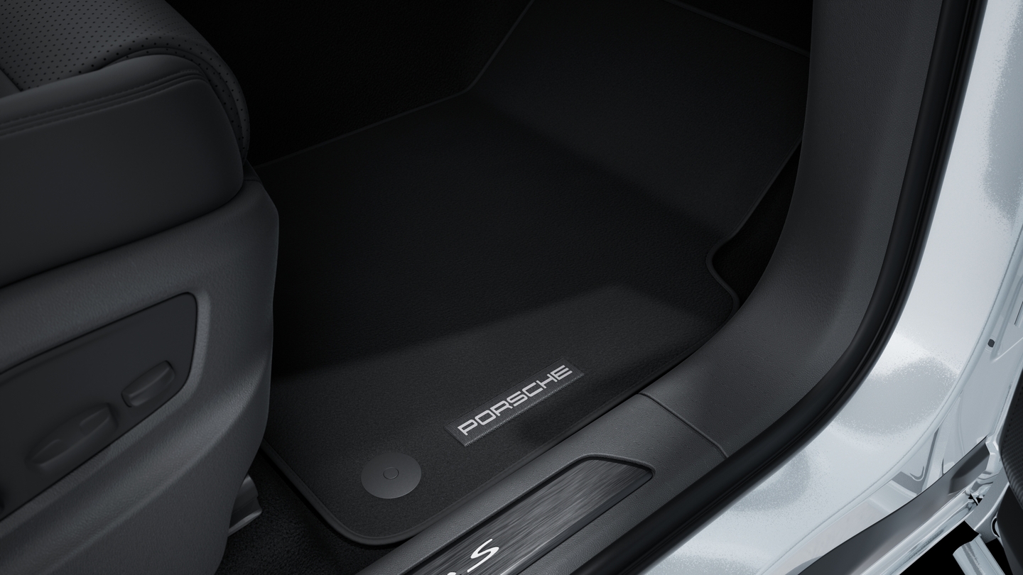 Floor mats front and rear