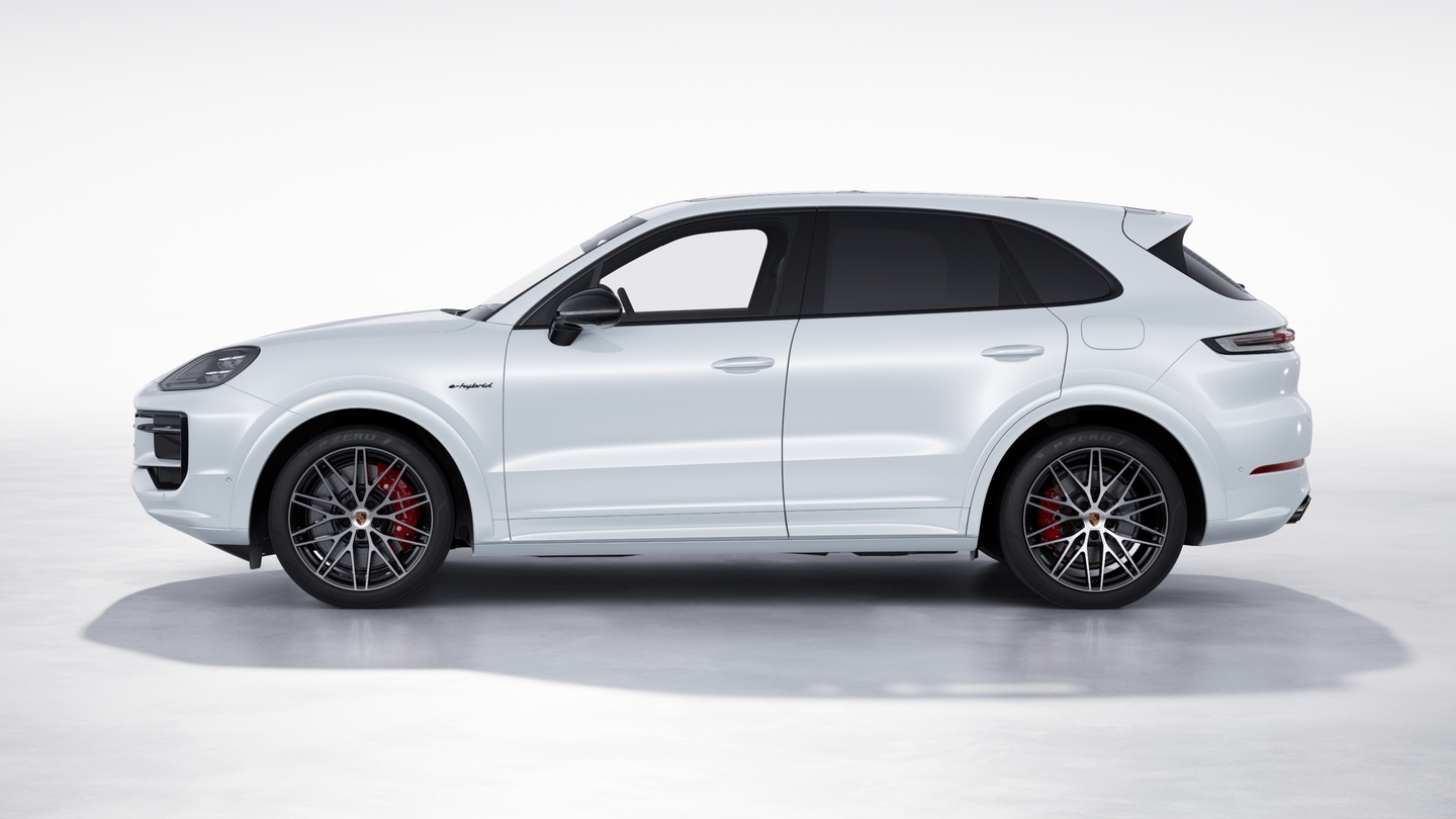 Brake system with brake calipers in Red