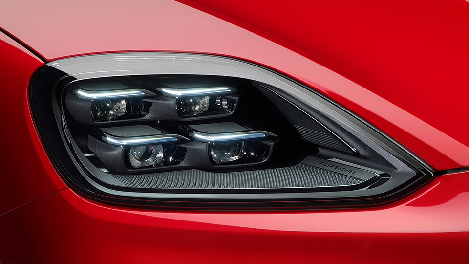 Tinted HD-Matrix LED Headlights