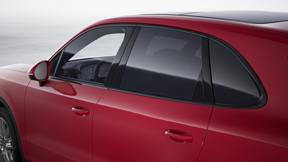 Exterior package Black (high-gloss)