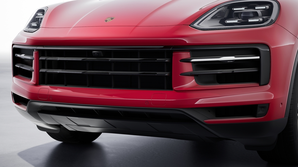 Extended exterior package painted in Black (high-gloss)