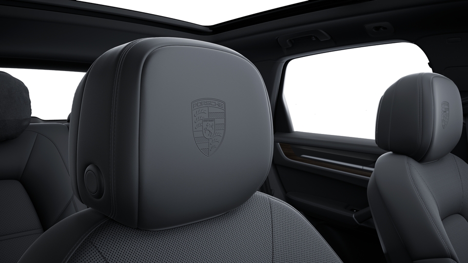 Porsche Crest on headrests (in conjunction with comfort pillows in the rear)