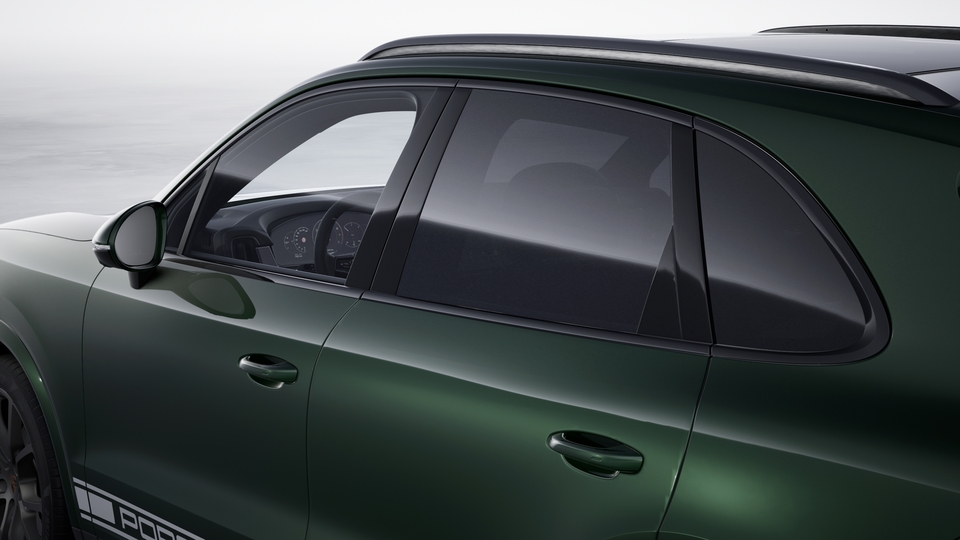Exterior package Black (high-gloss)