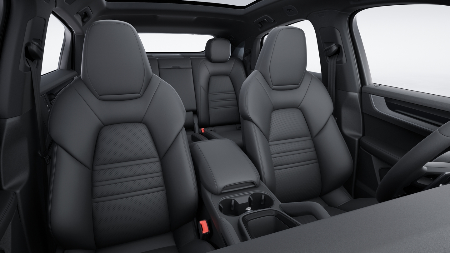 Partial leather interior Black, seats in smooth-finish leather Black