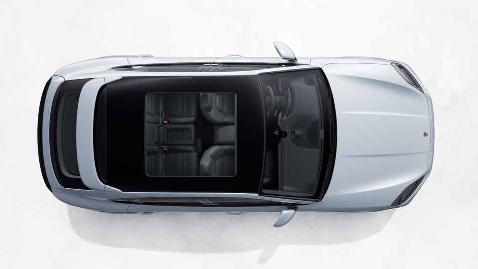 Roof spoiler in exterior colour