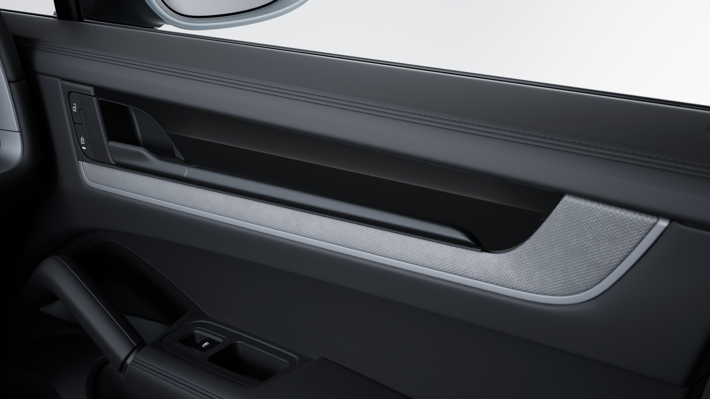 Interior Package Diamar painted in Silvershade