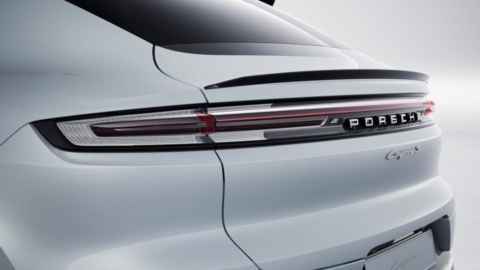 LED taillights including light strip