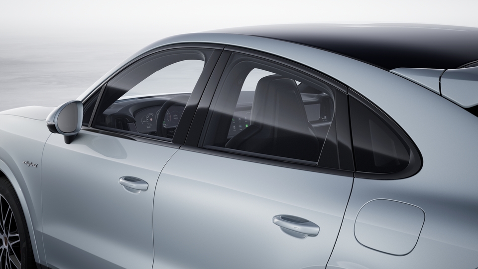 Exterior package Black (high-gloss)